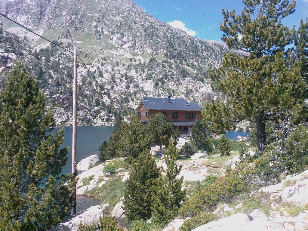 Apartmentsuitespain Baqueira Jardin エステリ・ダネウ 部屋 写真