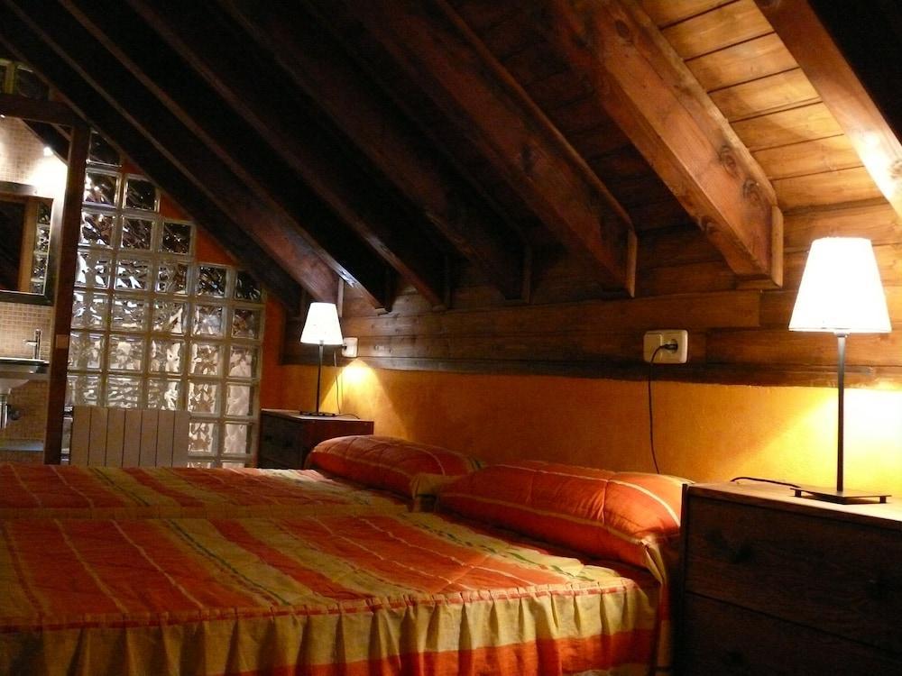 Apartmentsuitespain Baqueira Jardin エステリ・ダネウ エクステリア 写真